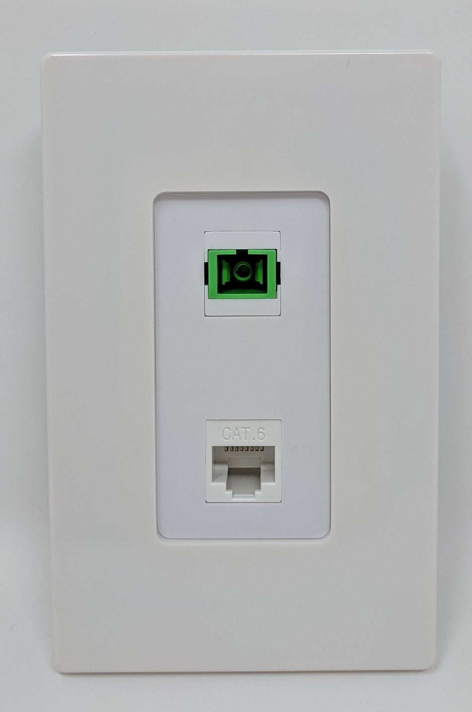 RiteAV - 1 Port SC/APC Simplex Fiber 1 Port Cat6 Ethernet Screwless Decorative Wall Plate